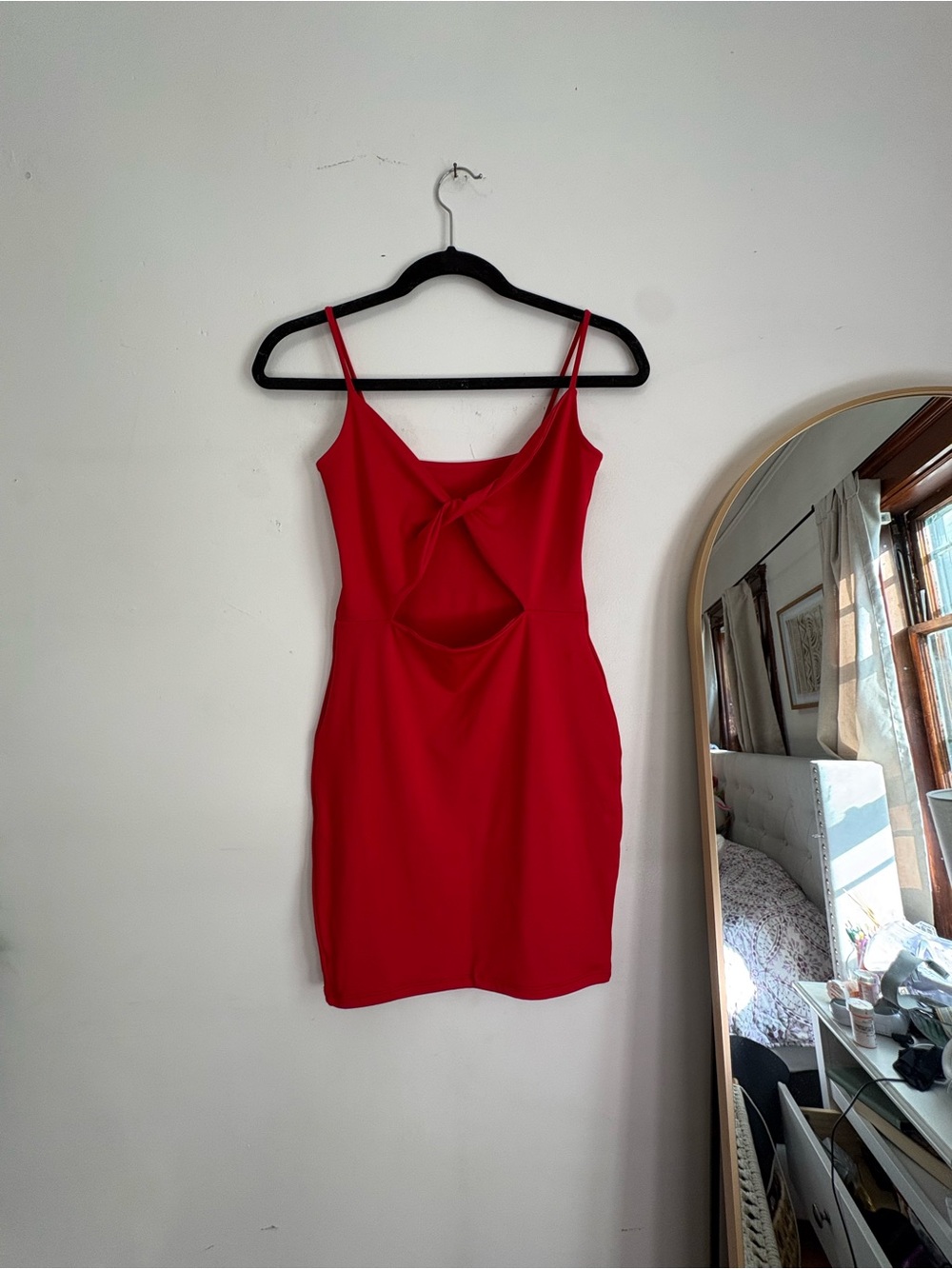 Bodycon mini red dress